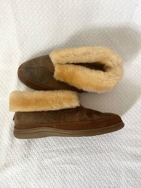 Overland Men's Ethan Sheepskin Slippers Sz 11 Wide